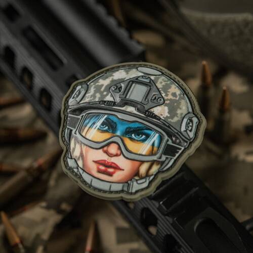 M-Tac - Naszywka Emoji №45 Kobieta UA - PVC 3D - Camo - 51353545